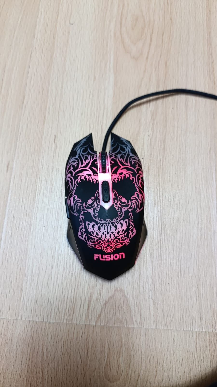 Продам Микрофон Trust