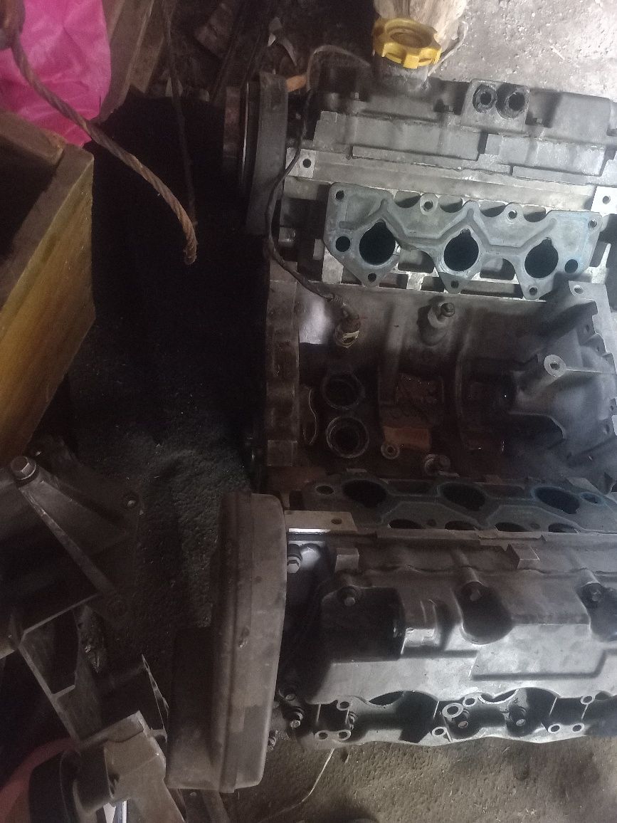 Ленд ровер фриландер 1 двигатель по запчастям продам ...обьём 2.5 v6..