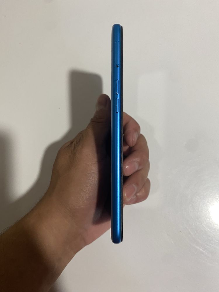 Продам смартфон Oppo A12