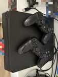 Продам приставку Sony Ps4