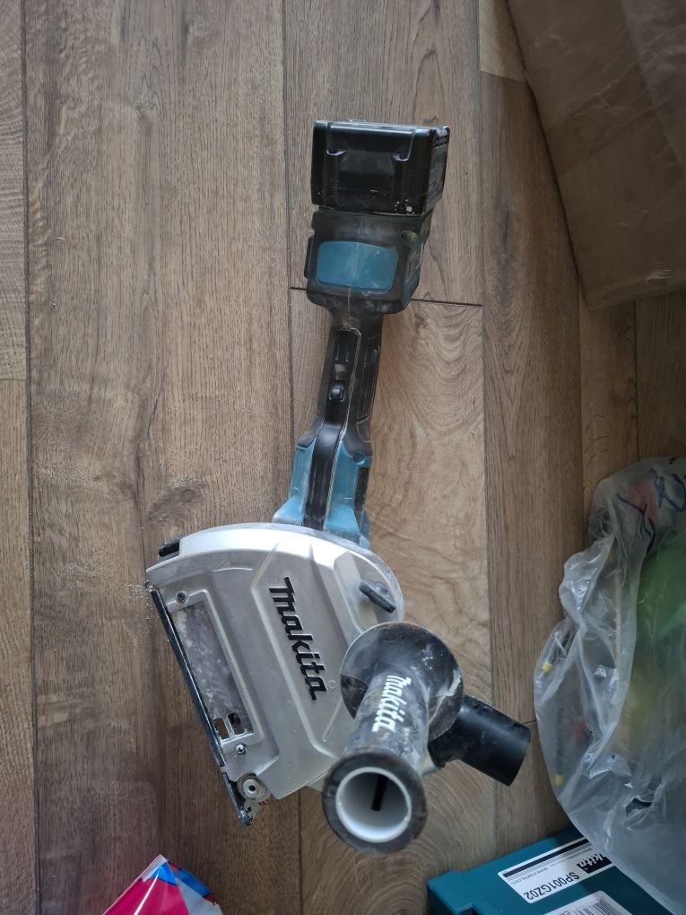 Makita штраборез