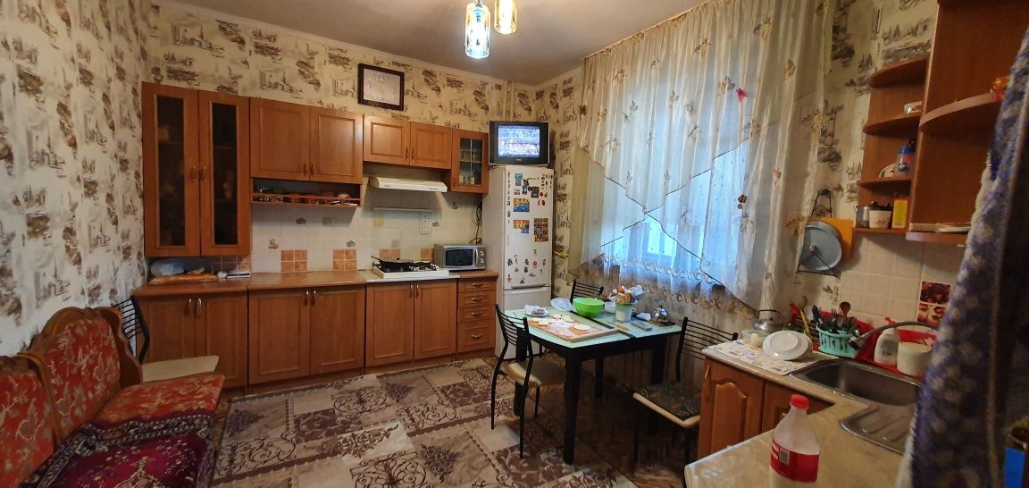 Продаю 2-х дом мкр Атырау-2