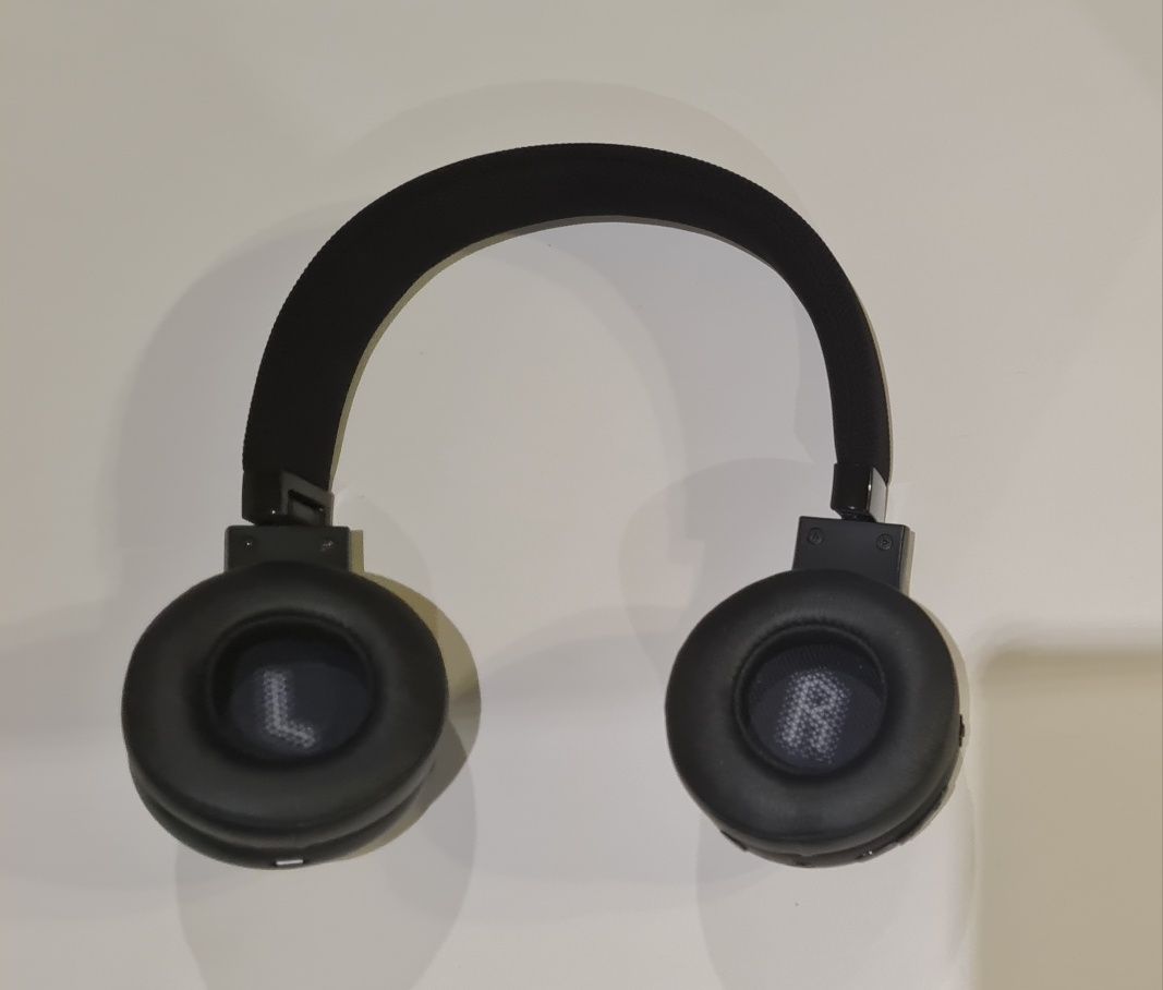 Наушники JBL E45 BT