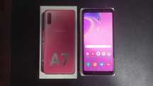 Samsung Galaxy A7 (4гб/64гб) "NFC" коробка, зарядка, чехол.