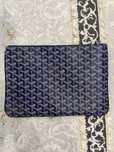срочно продам клатч goyard