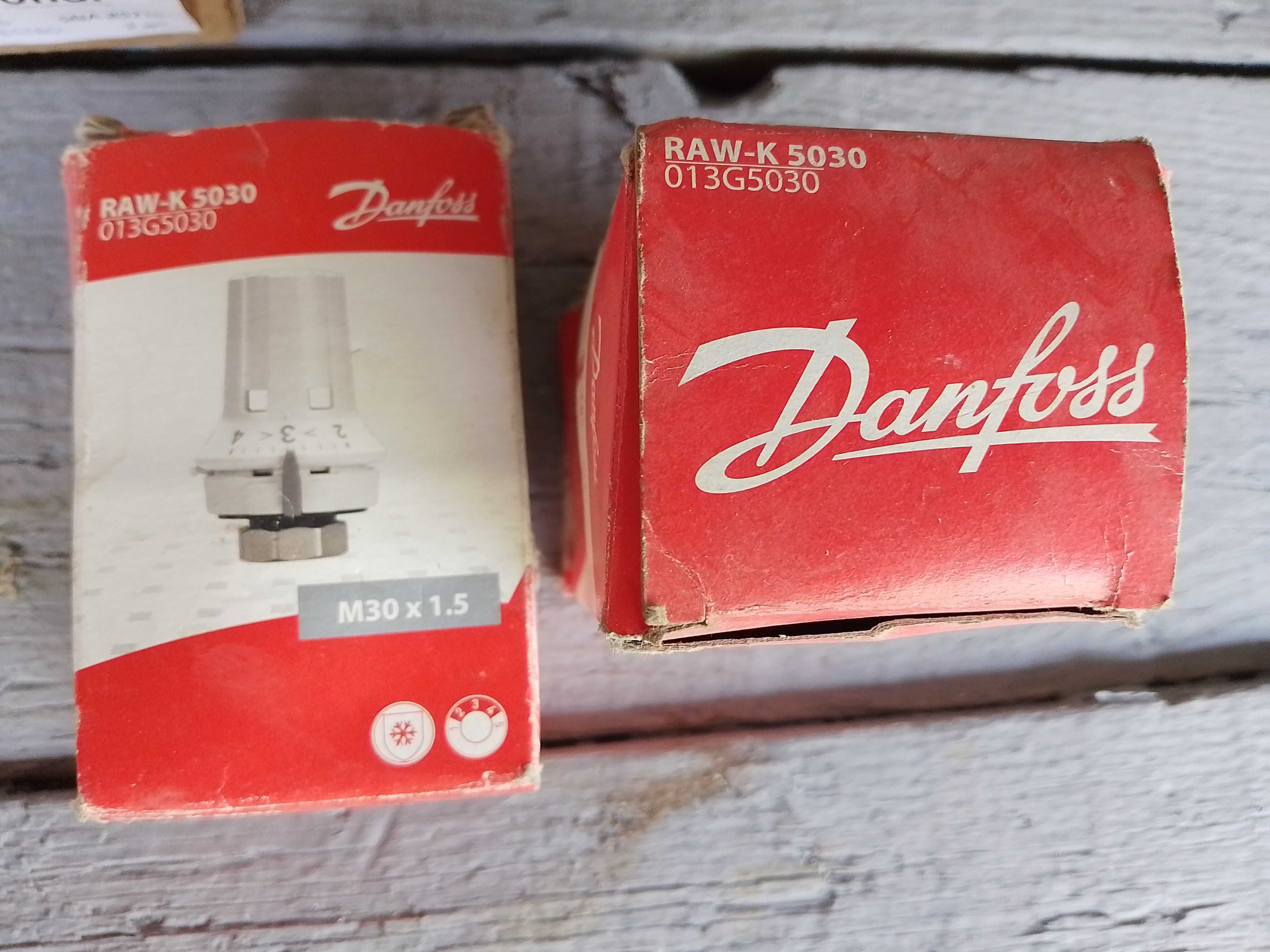 Термостатическая головка Danfoss RAW-K 5030. Новые - цена за 2 штуки!