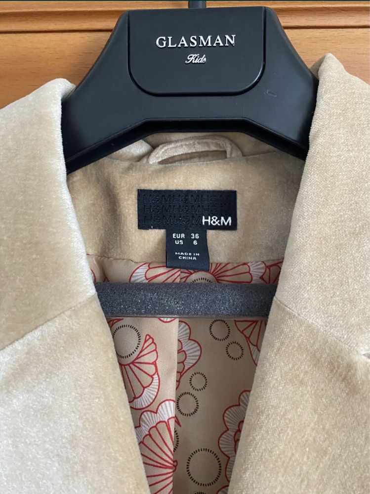 Продам бархатный пиджак H&M