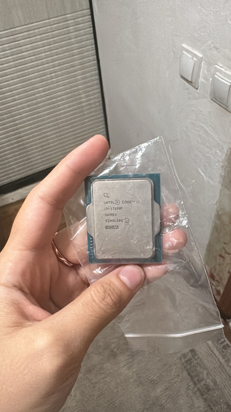 I3-13100F мощнейщий бюджетный игровой процессор в отличном состоянии