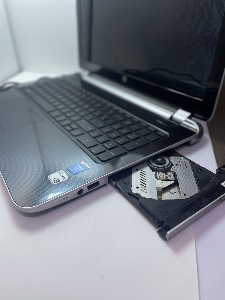 Ноутбук HP Protect Smart 15-n268er