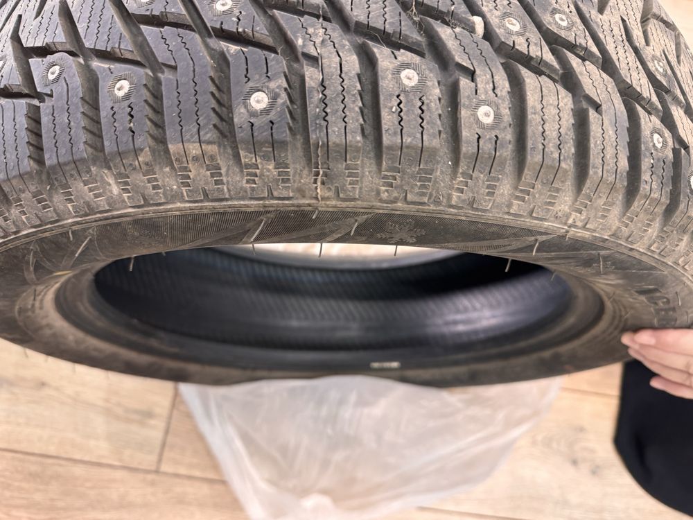 Продам зимнюю резину Sailun Ice Blazer WST 3 195/55 R16 91 T с шипами