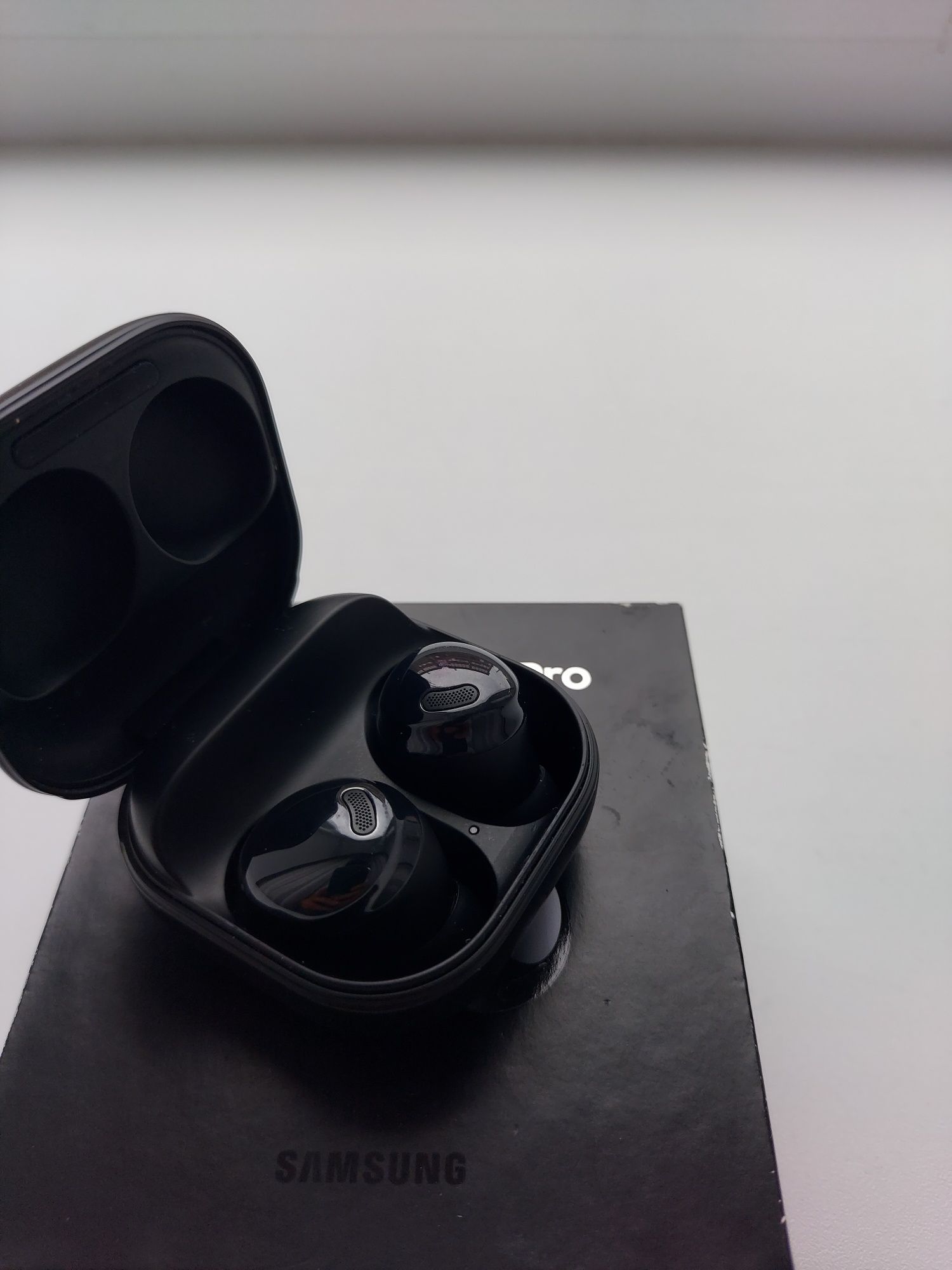 Беспроводные наушники Samsung galaxy buds pro