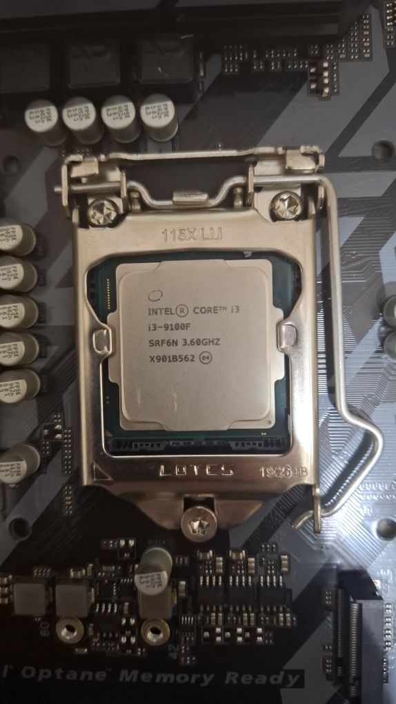 Продаю комплект i3-9100F + Gigabyte Z370 HD3