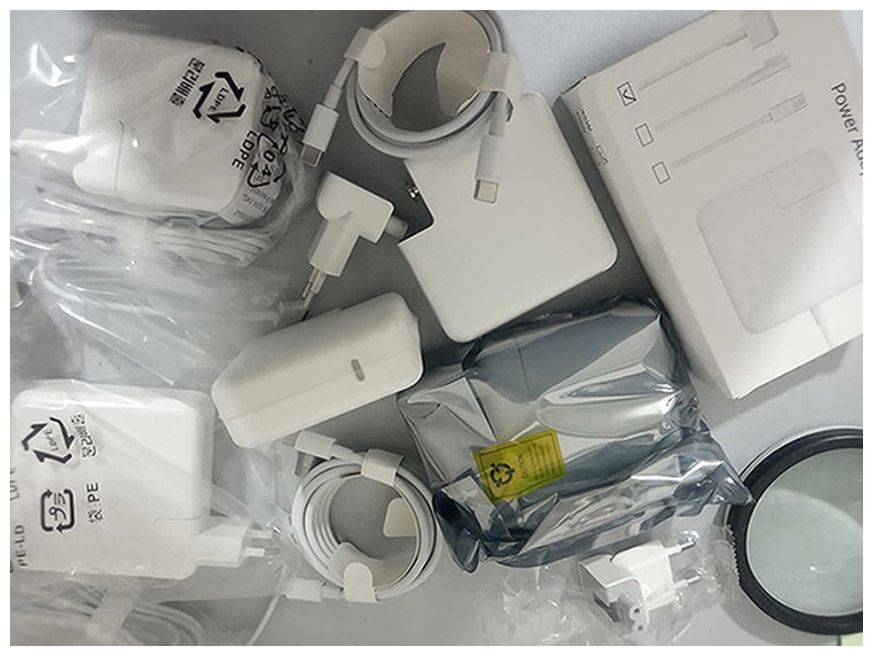 на MacBook под 60W - зарядка, блок питания на макбук