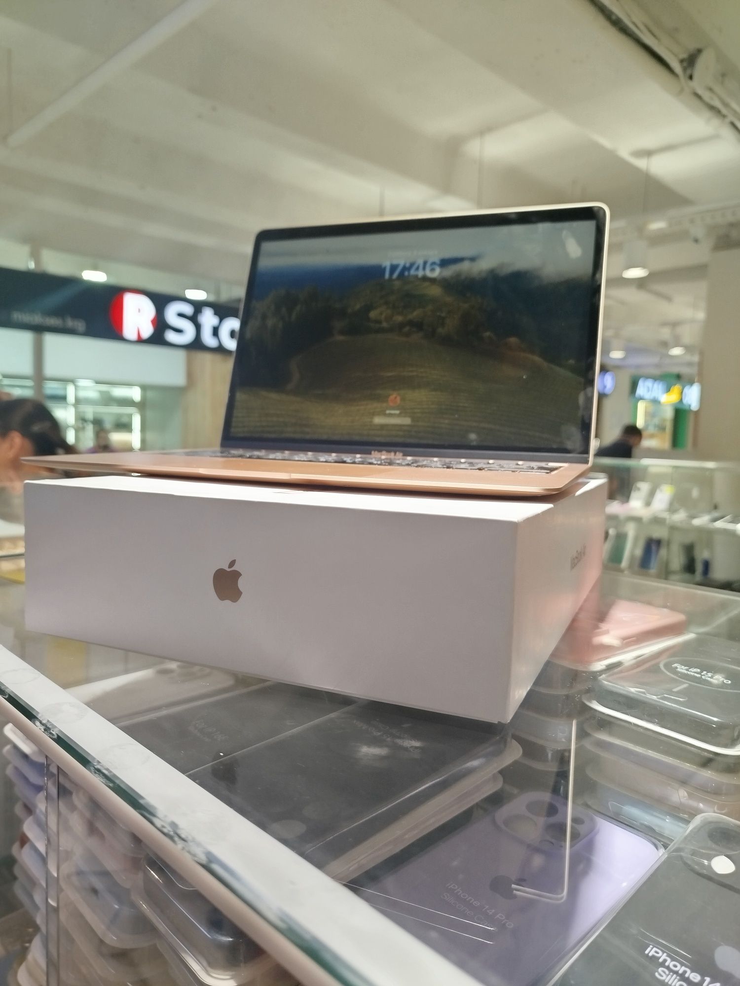MacBook m1 8-256 gb Макбук м1 8-256 гб