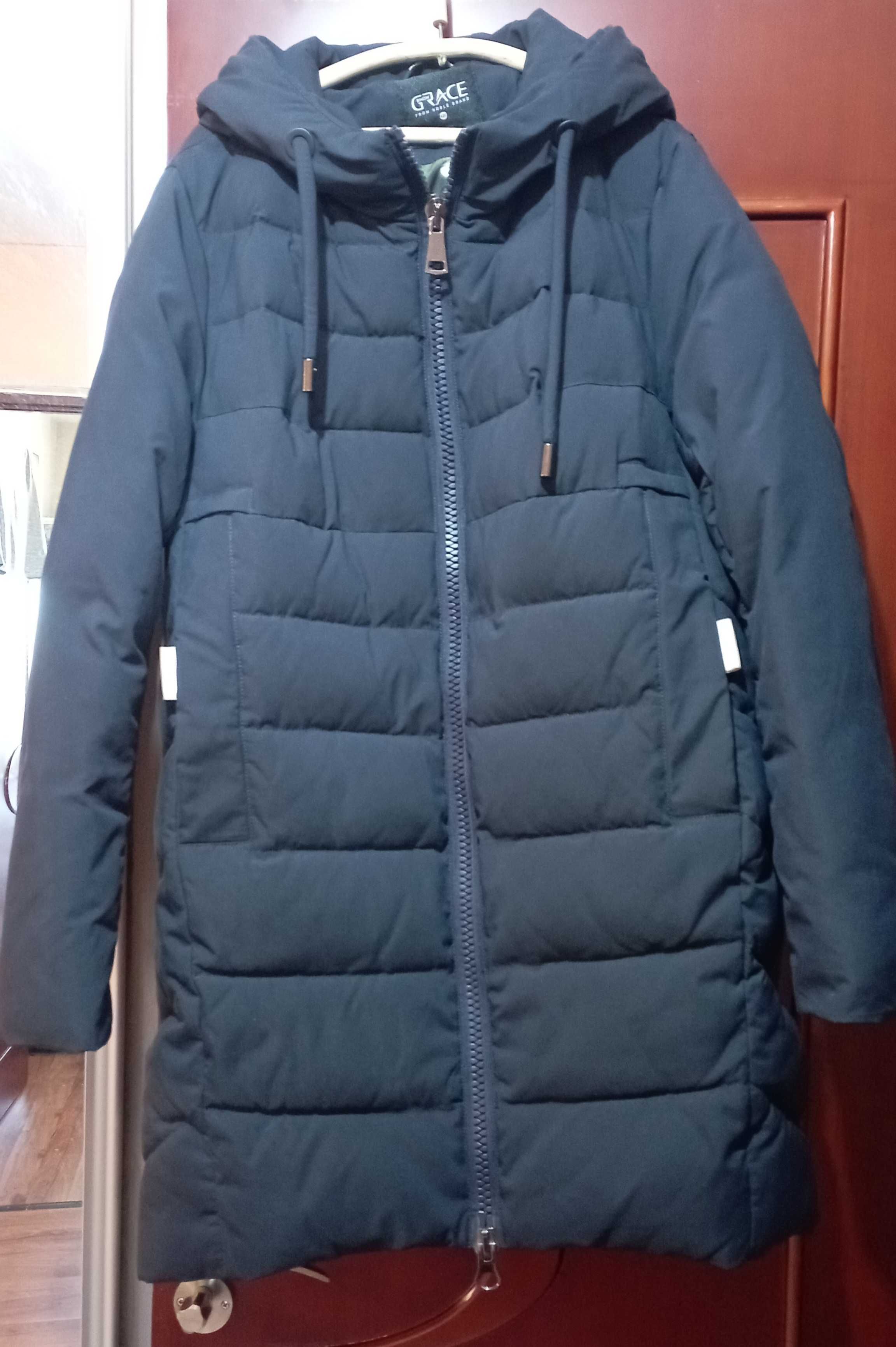 Продам зимний женский пуховик