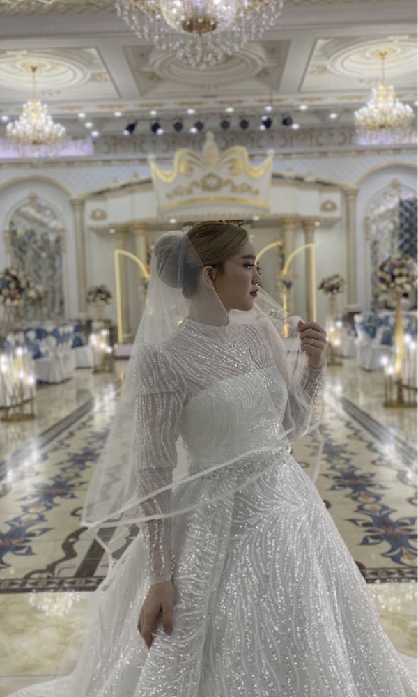 Свадебное платье