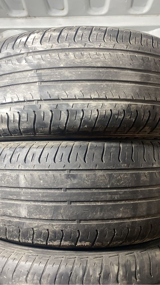 Комплект шин Hankook 225/60/17