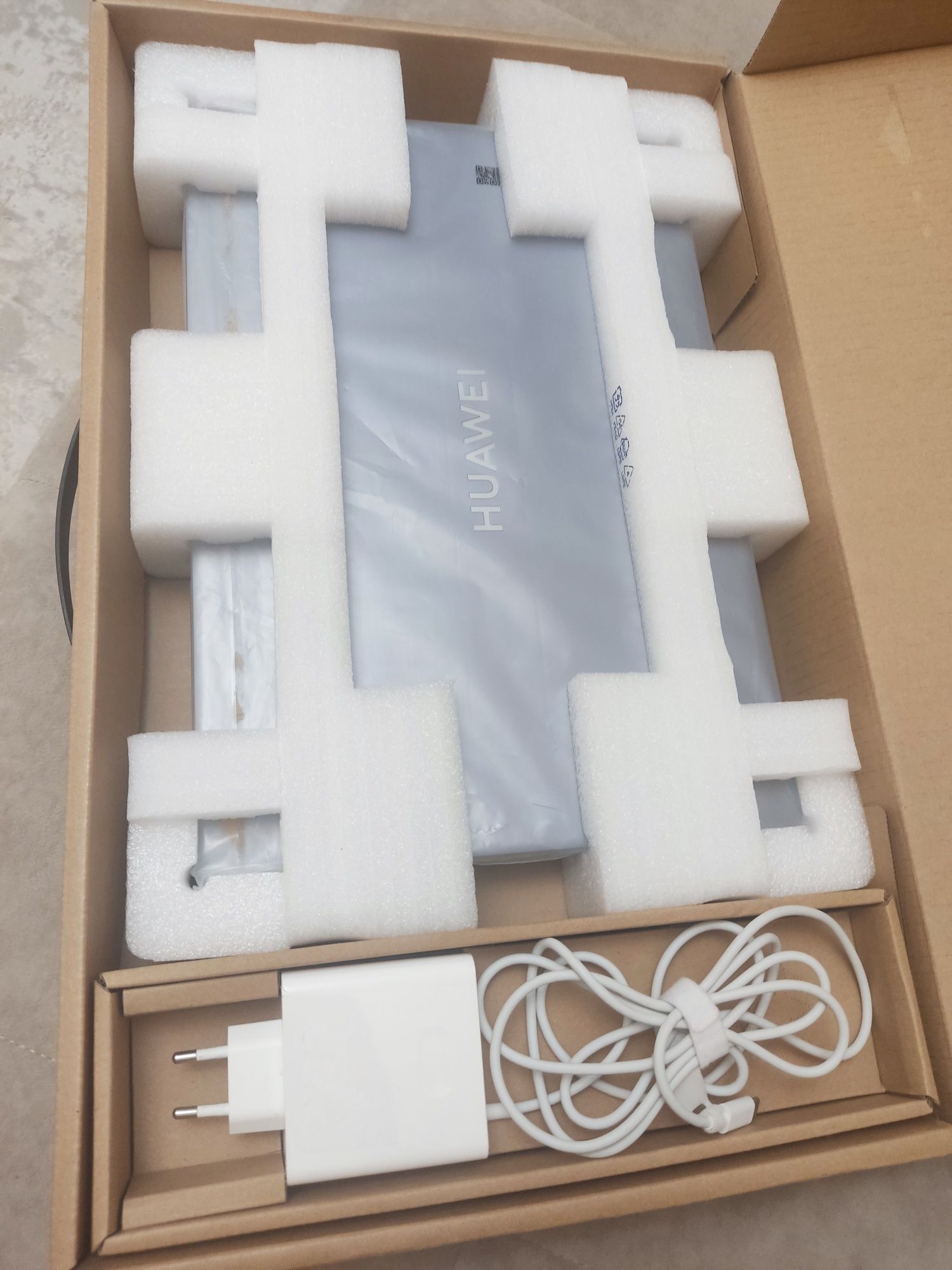 HUAWEI MateBook D16 | i5-12450H | 8 ГБ RAM | 512 ГБ SSD | Windows 11