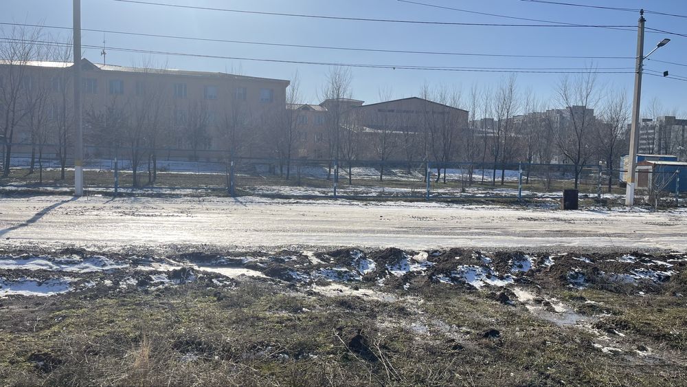 Бозарық мөлтек ауданында 8 соттық жер сатылады
