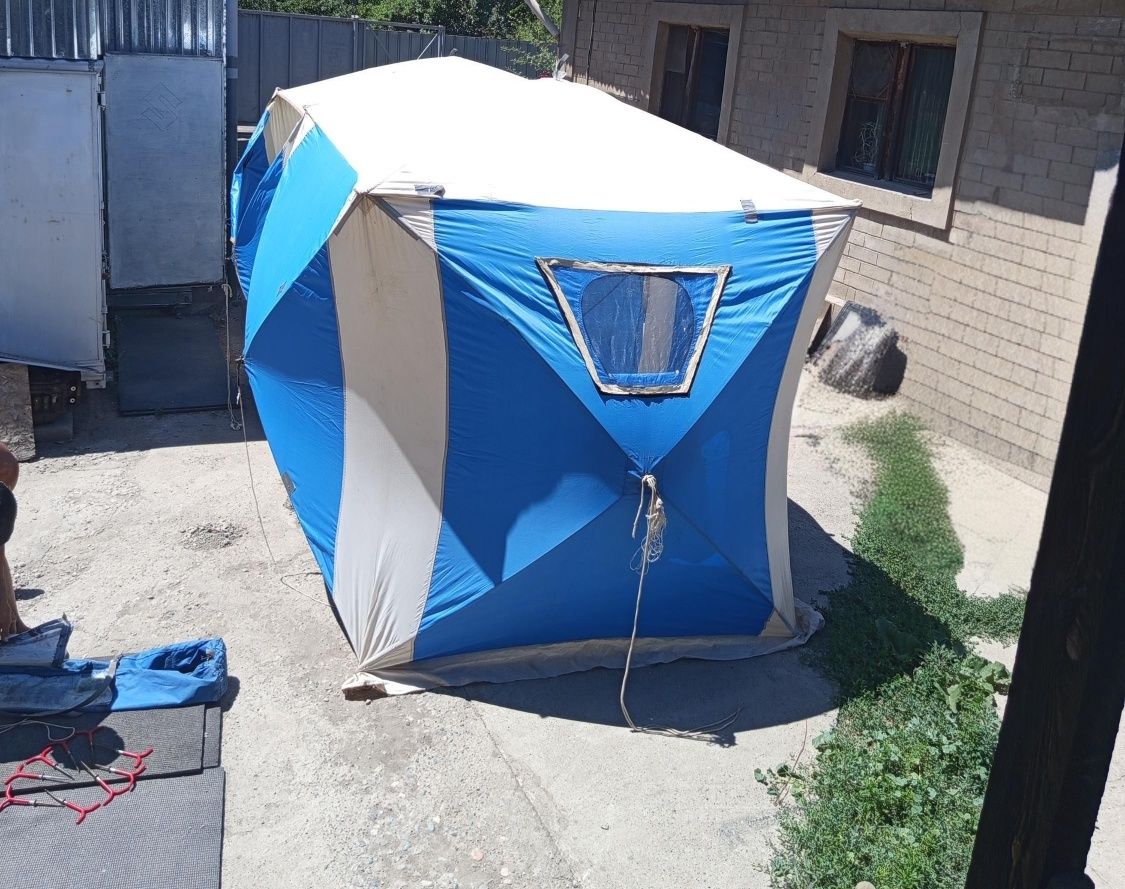 Продам ветроустойчивую палатку