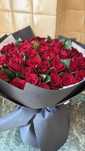 Букет от Romantic из 51 роз среднего размера