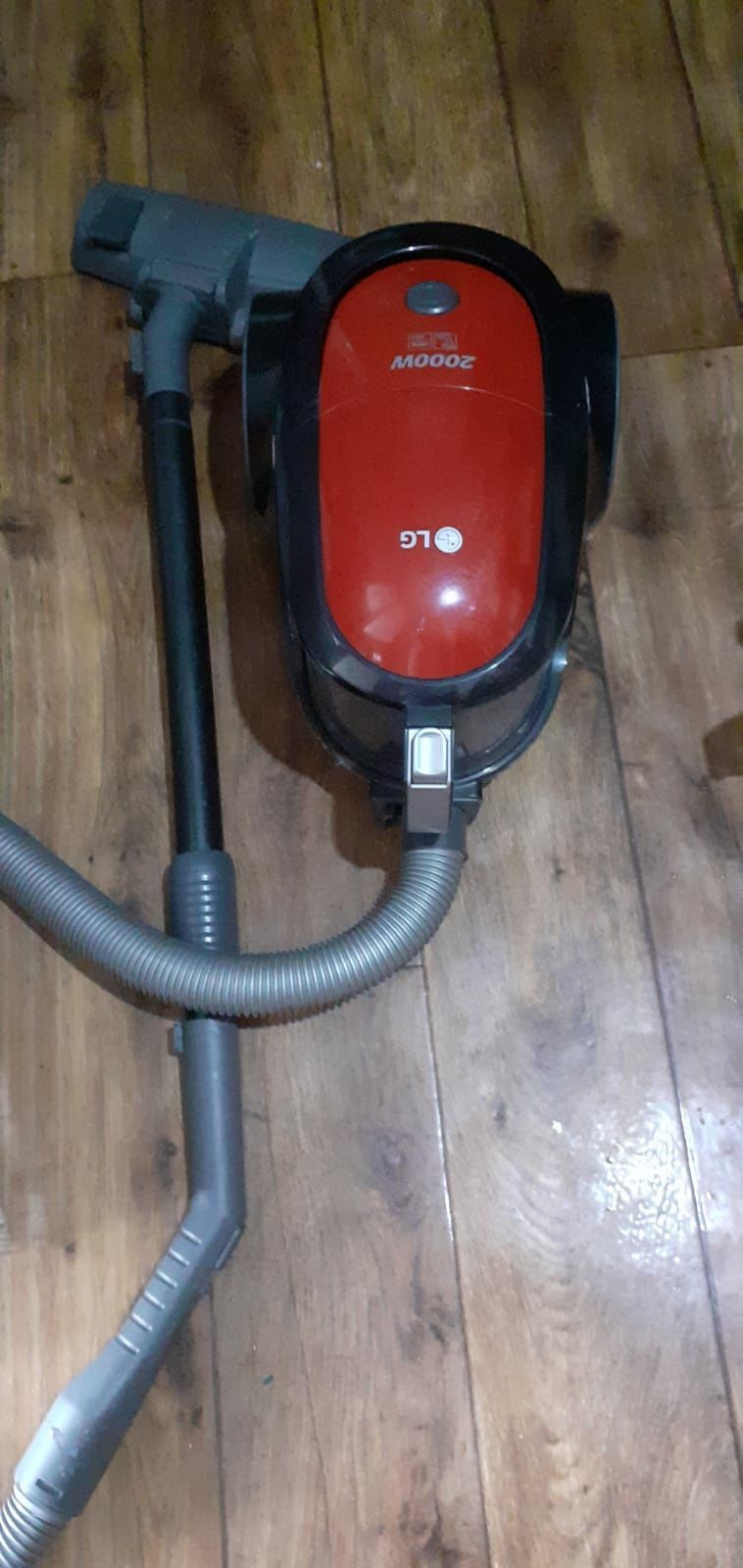 продам пылесос  Lg