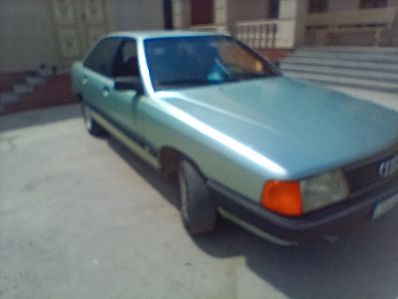 Ауди 100с3 СИЛЕДКА
