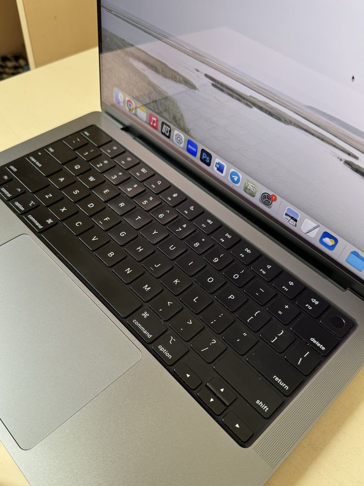 MacBook Pro M2Pro 16Gb 512Gb