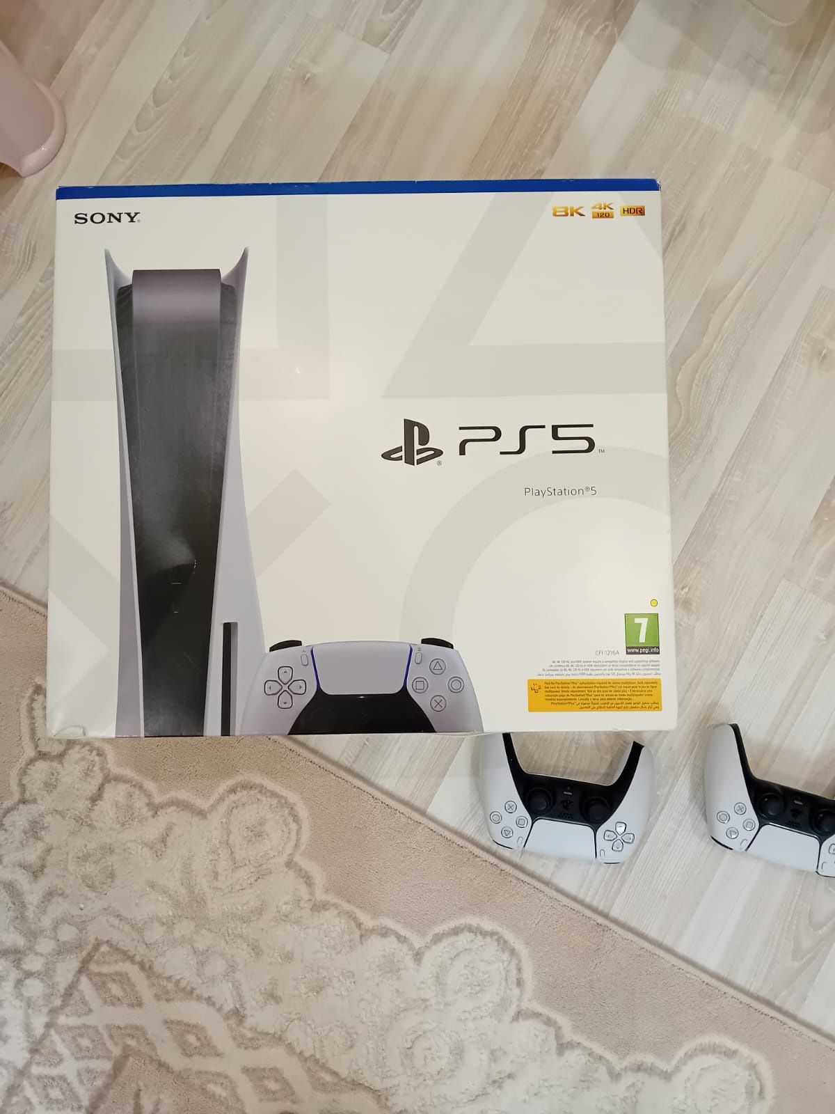 PlayStation 5 с дисководом из Дубая