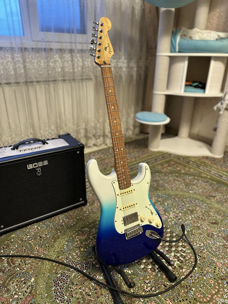 Fender Player Plus Stratocaster HSS Belair Blue в отличном состоянии