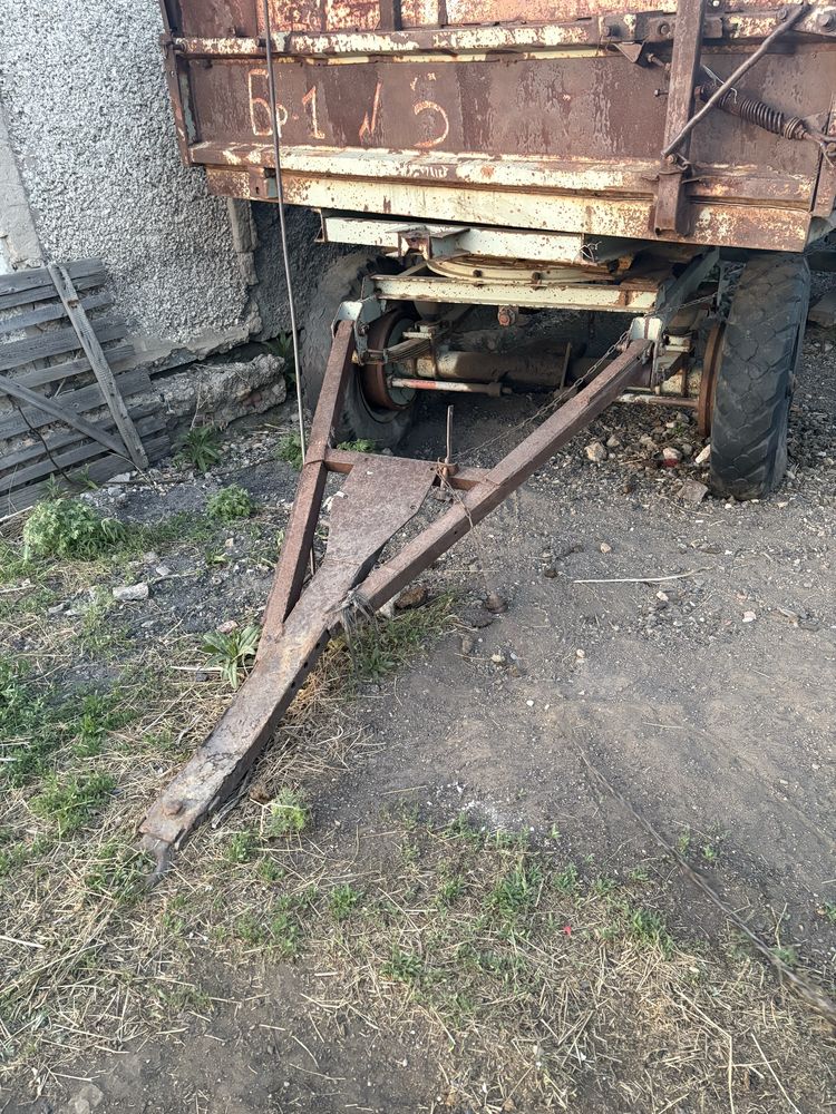 Продаю трактор и телега  в киевке