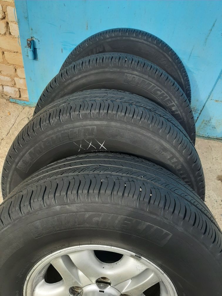 Продам колеса взборе 275/70/16