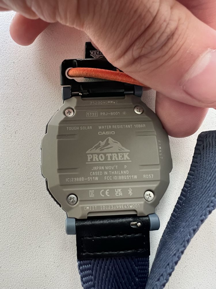 Часы CASIO protrek