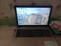 Ноутбук  ASUSS i3