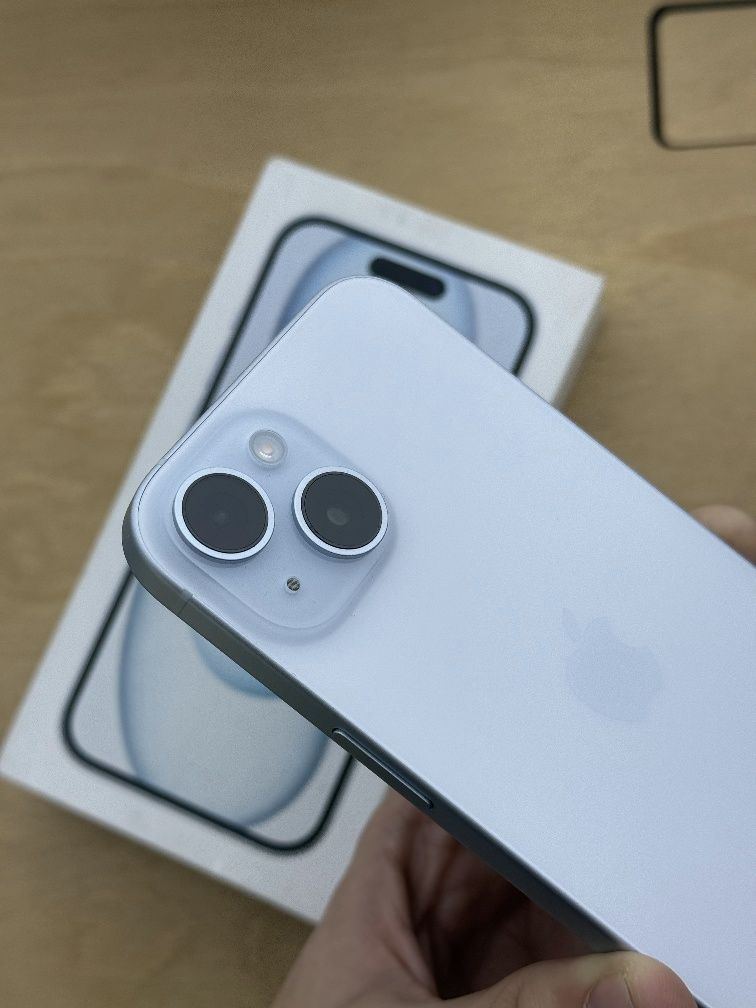 Iphone 15 (128 Gb)