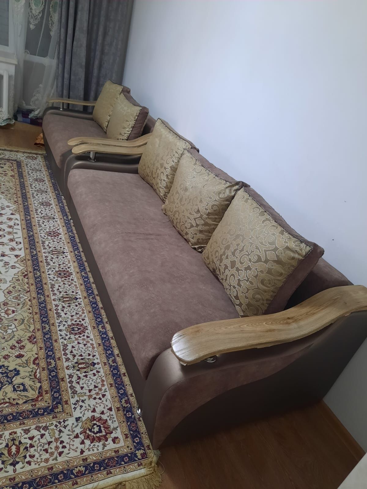 Мягкая мебель 2 дивана