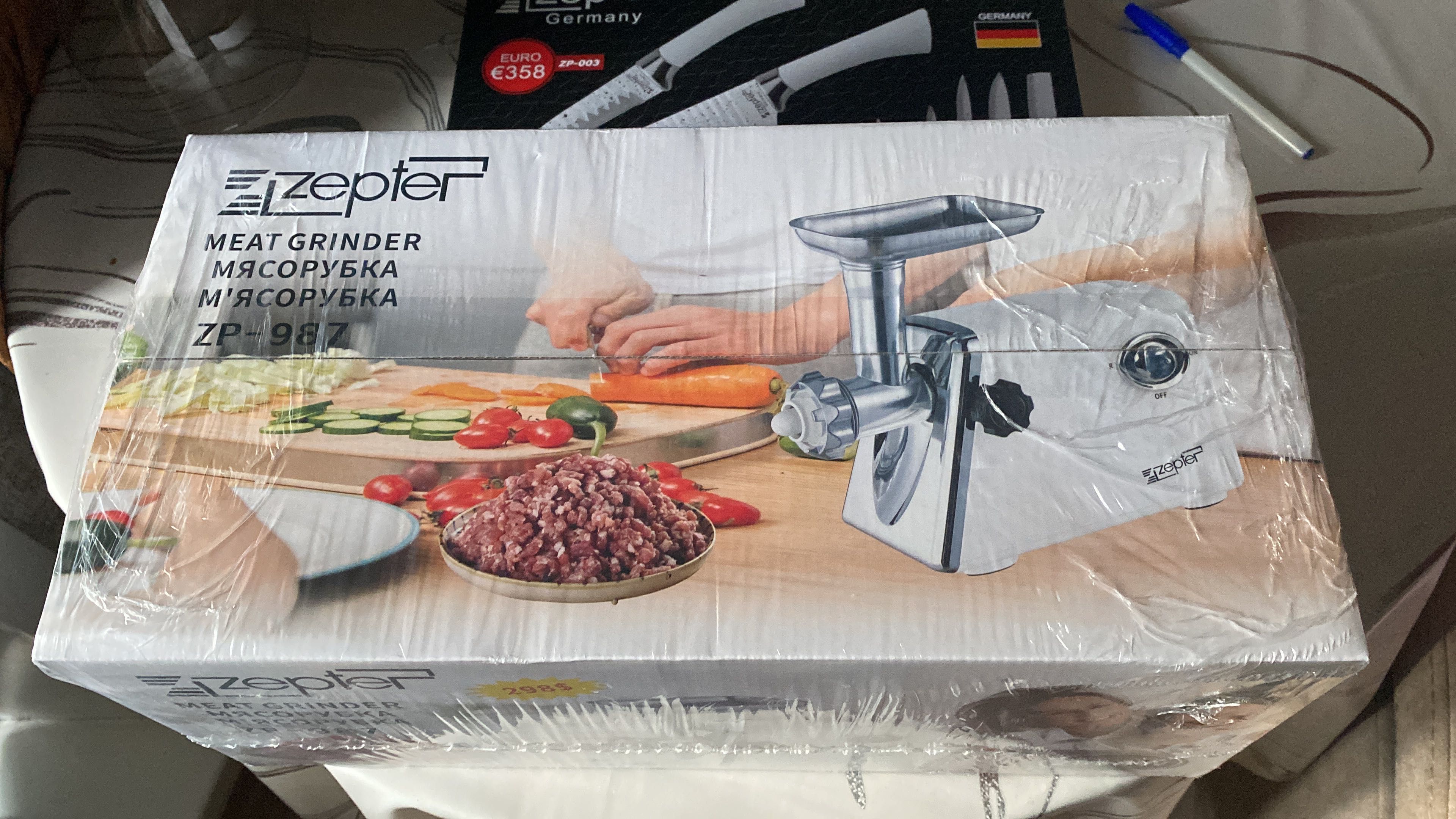 Продам новый набор Ножей  и Мясорубки Zepter, Bosch
