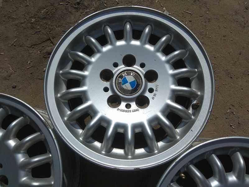 Продам оригинальные легкосплавные диски "13 стиль" на BMW 3