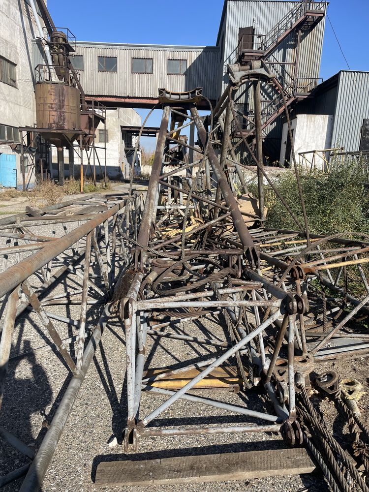 Стреловое оборудование на Кран гусеничный РДК-250