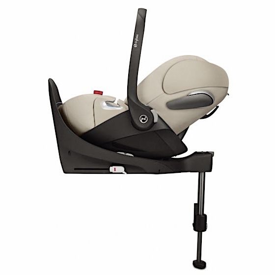 Автокресло Cybex в коллаборации с Ferrari (limited edition)