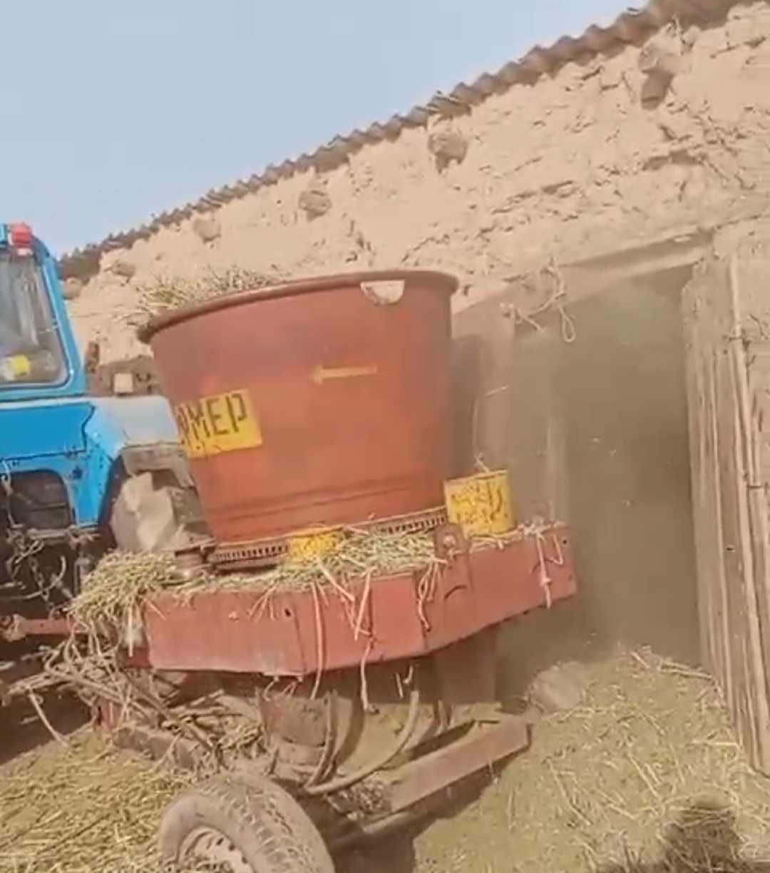 Дробилка.Шөп майдалайтын жұмыс жасап тұр