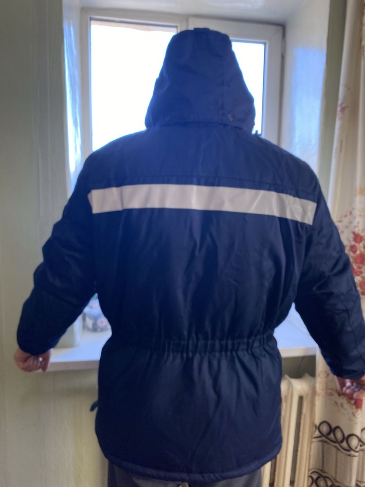 Продам  новый теплый зимний костюм