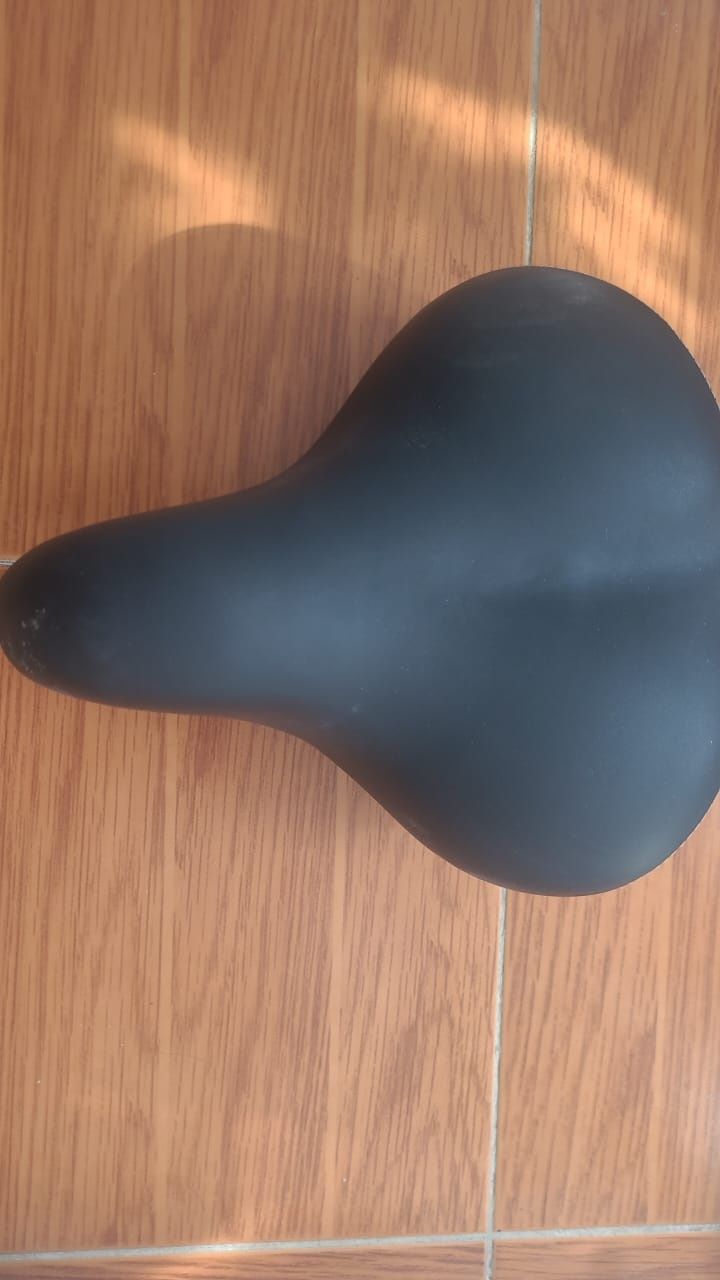Продам седло от велосипеда