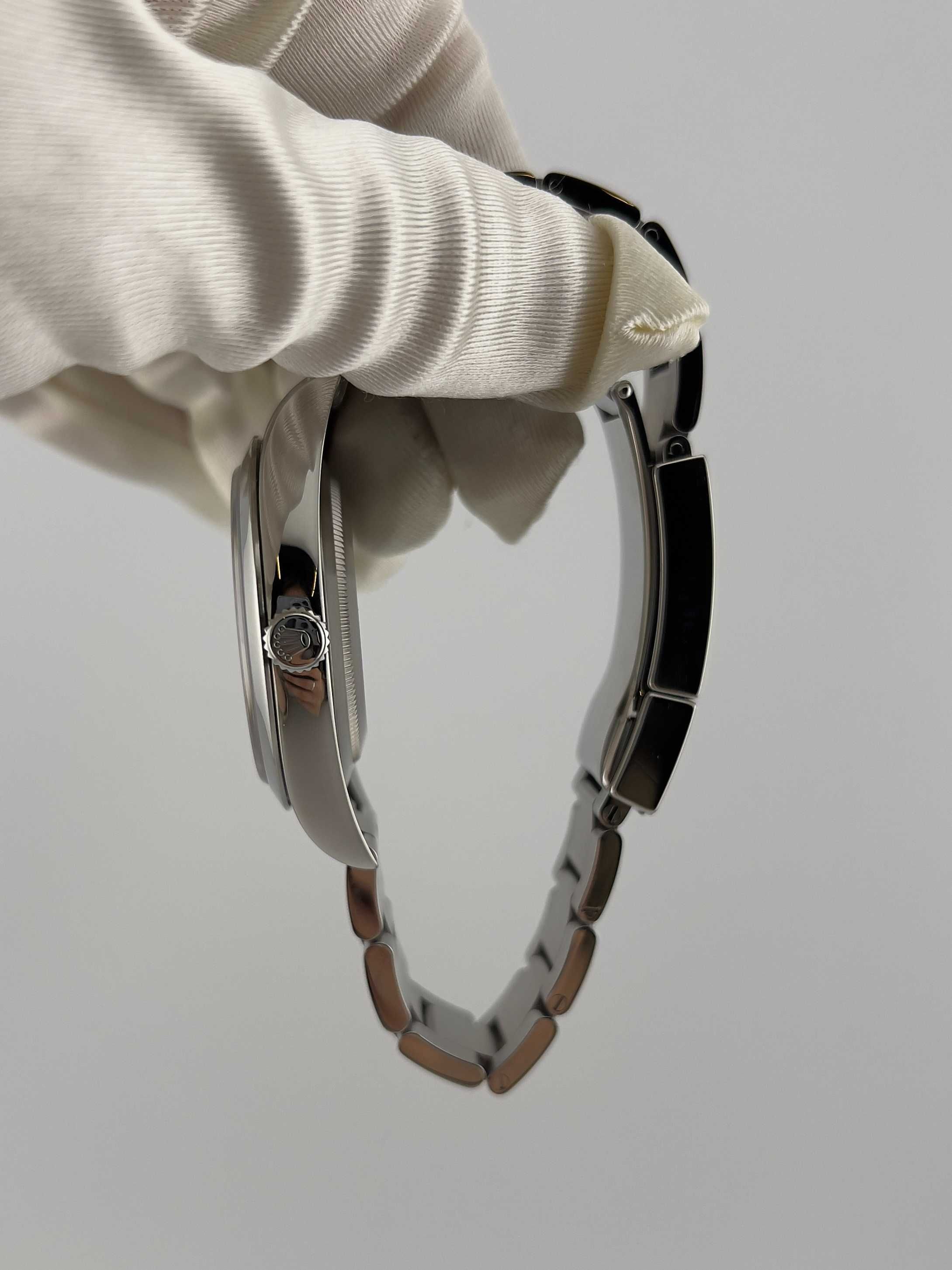 Наручные часы Rolex Explorer