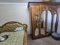 Продам спальный гарнитур