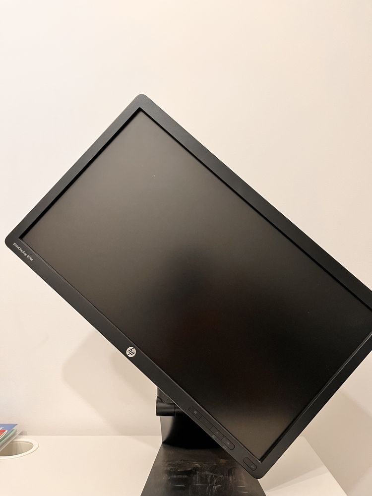 Монитор Samsung Elite Display E201