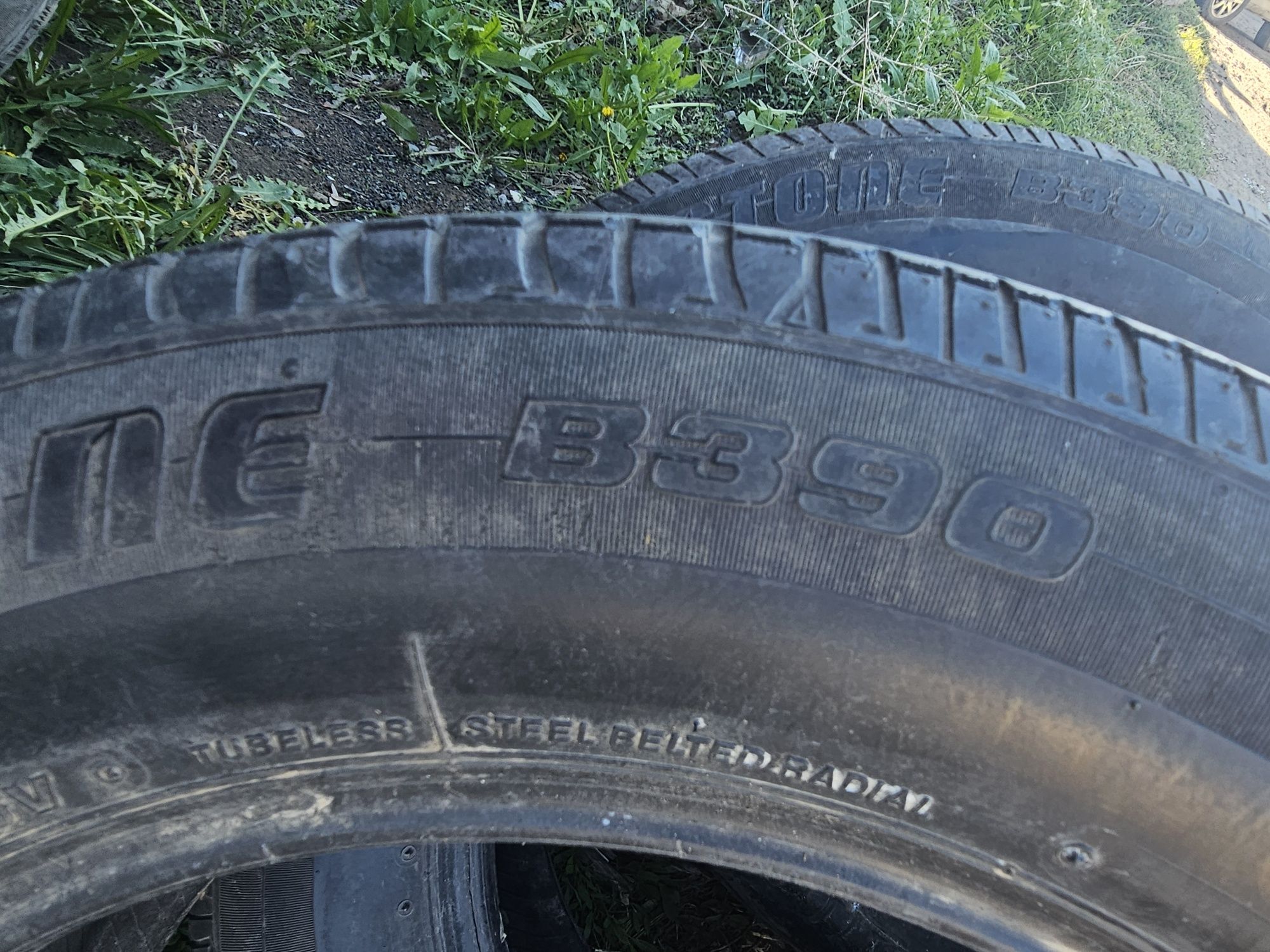 Продам комплект летних шин brigestone 205/65 r16