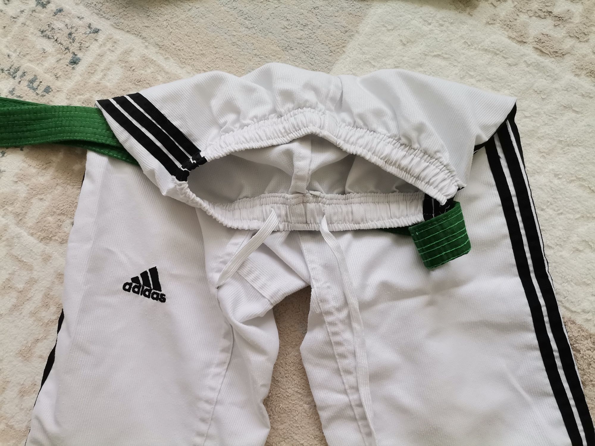 Продаётся кимоно для тхэквондо