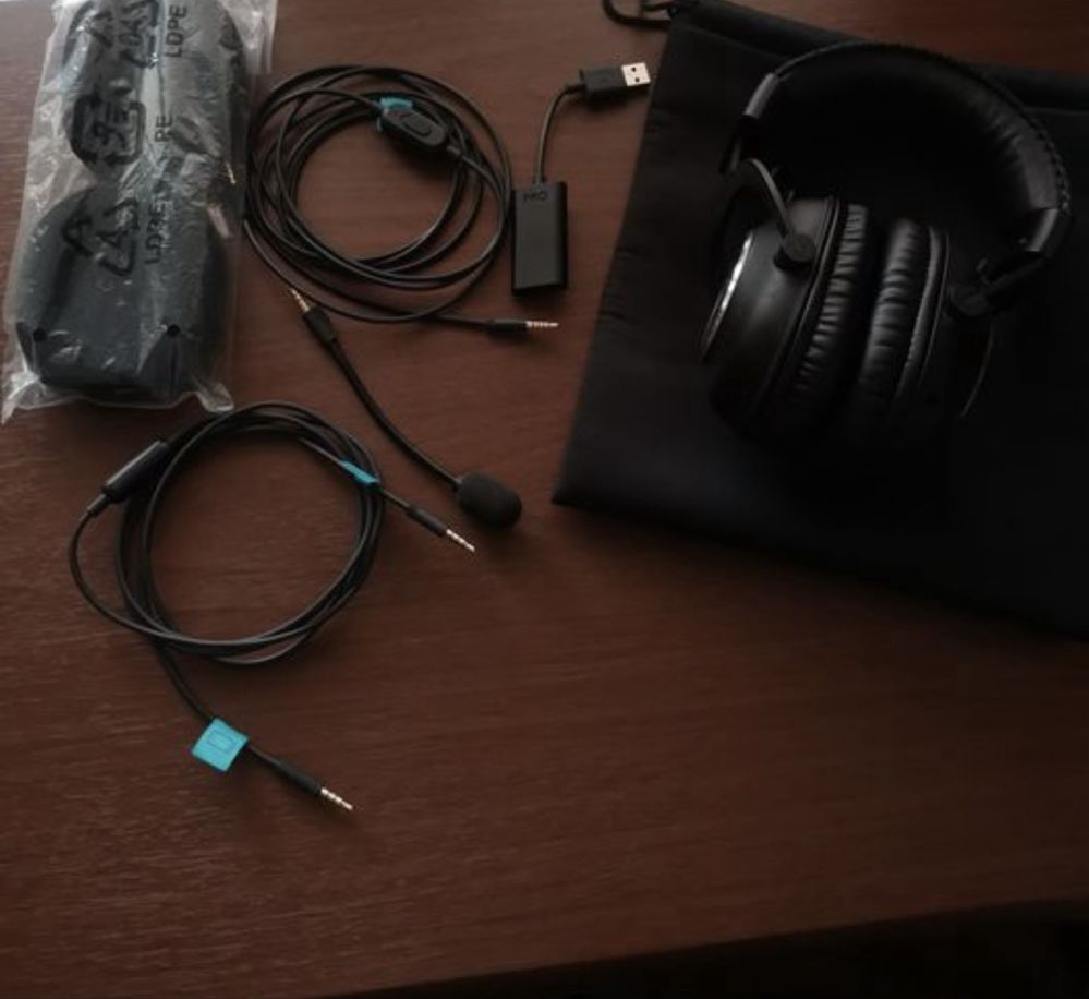 Продам наушники Logitech g pro x Blue voice