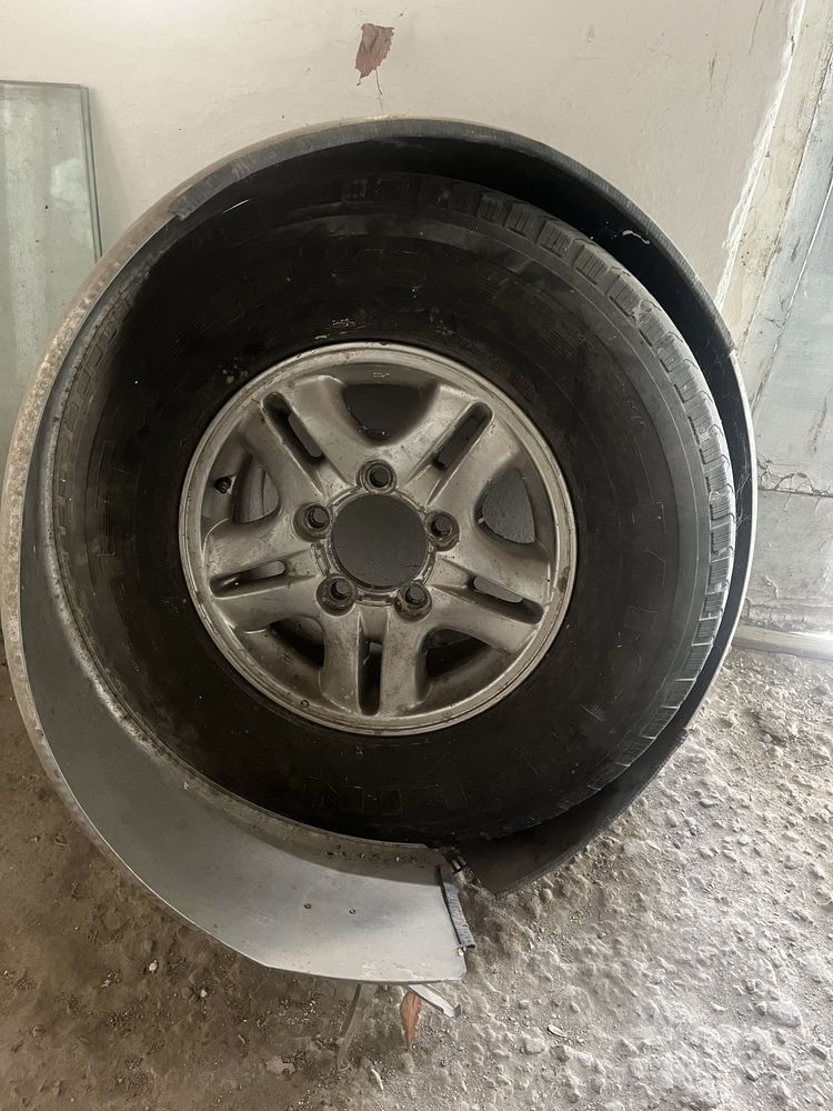 Продам шины запаску